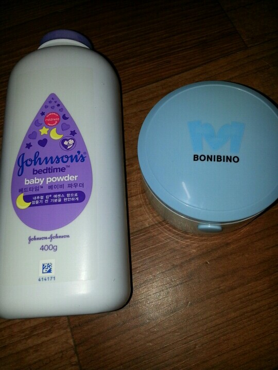 compact powder johnson baby