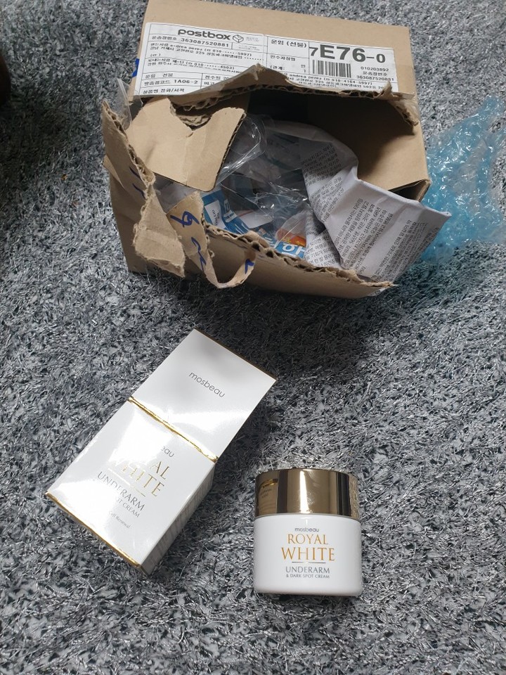 mosbeau royal white underarm