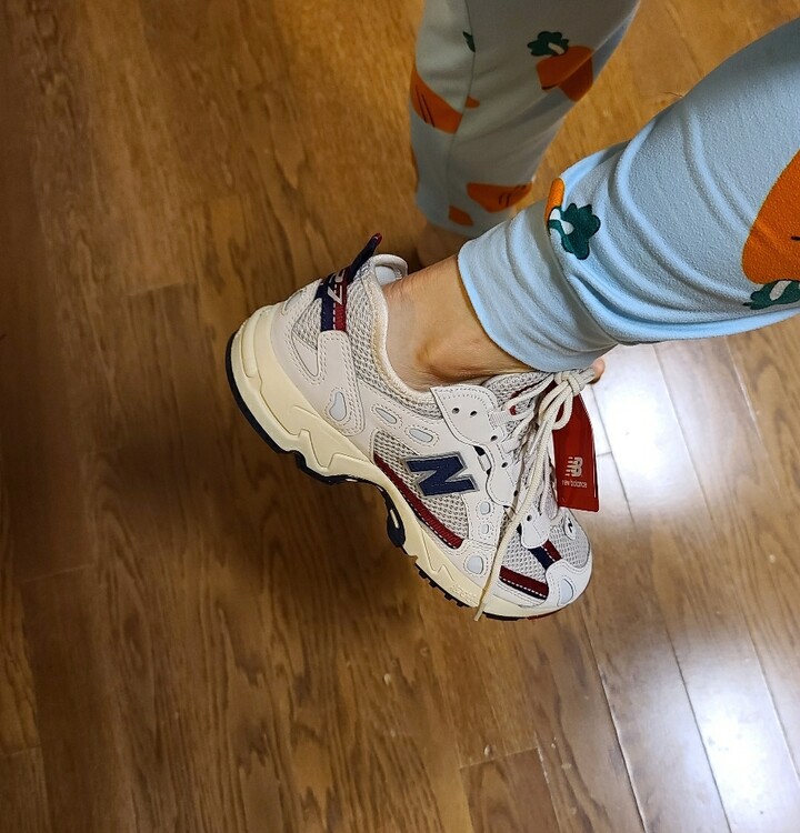뉴발란스 827 클래식 런닝화 ML827XD : 다 