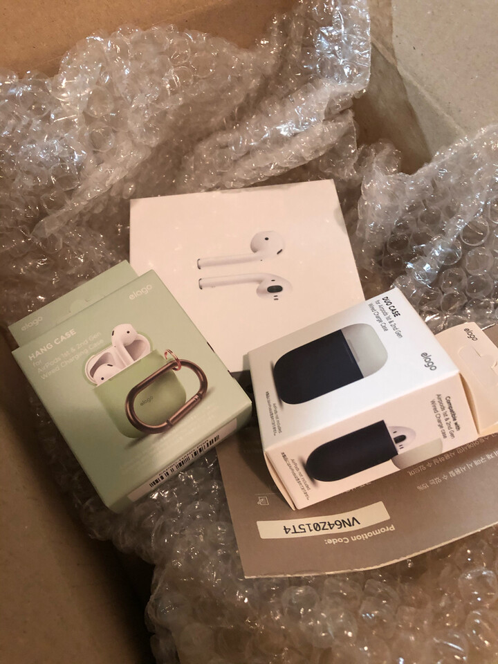 wired case airpods