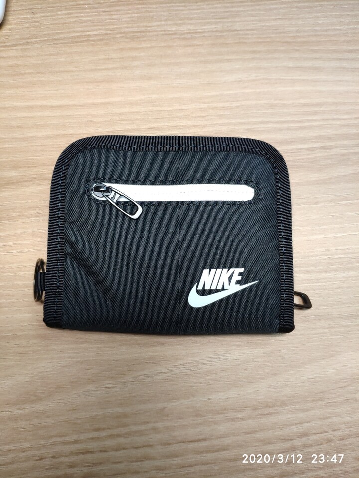 nike heritage small wallet