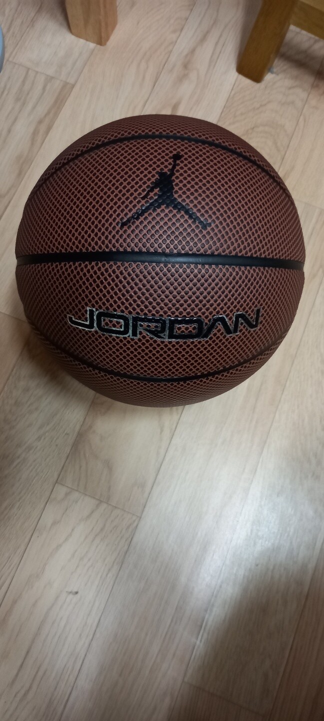 jordan legacy ball