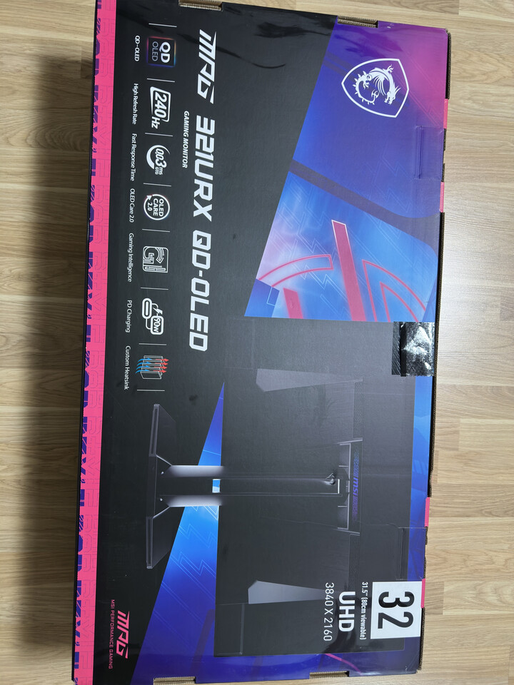 화질과 색감QD-OLED 패널이라 그런지 확...