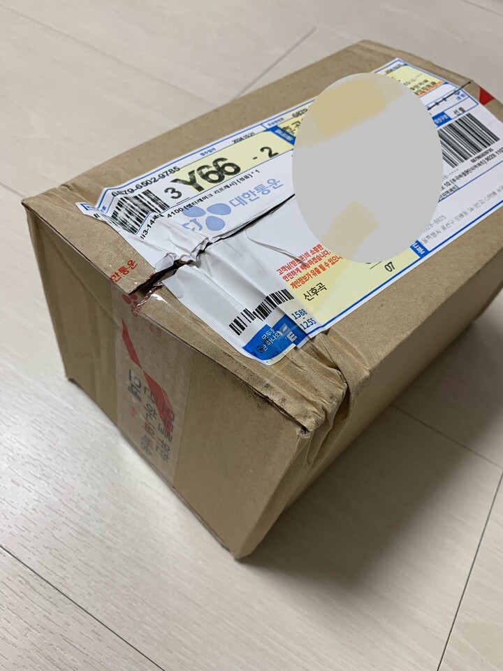 주문때  충격포장 신경써달라고 글도 ...