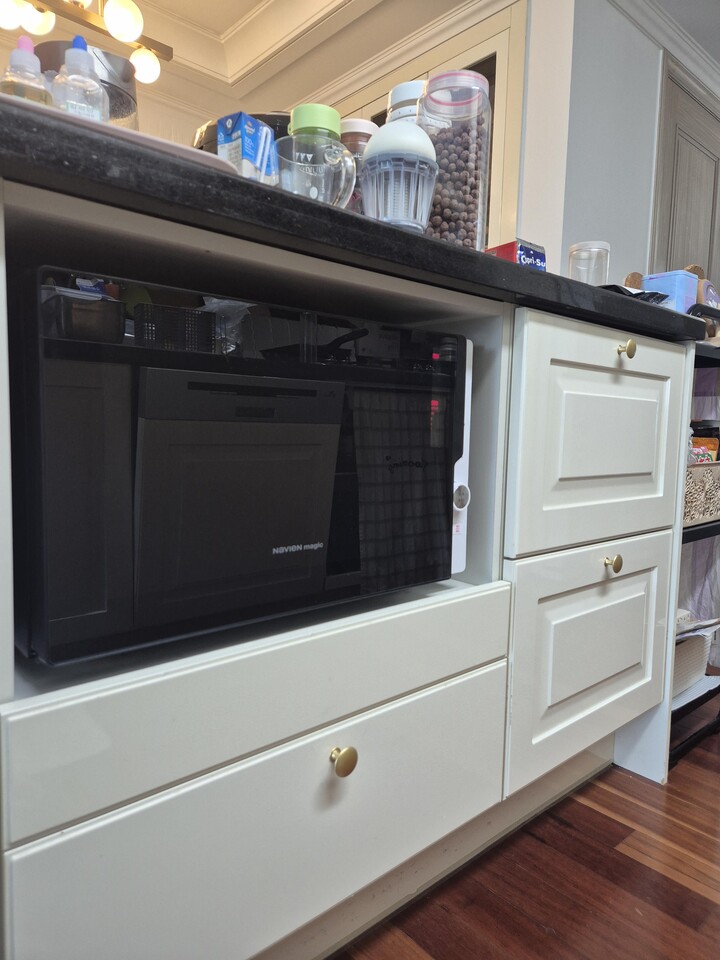 갑자기 사용하던 전자레인지가 고장...