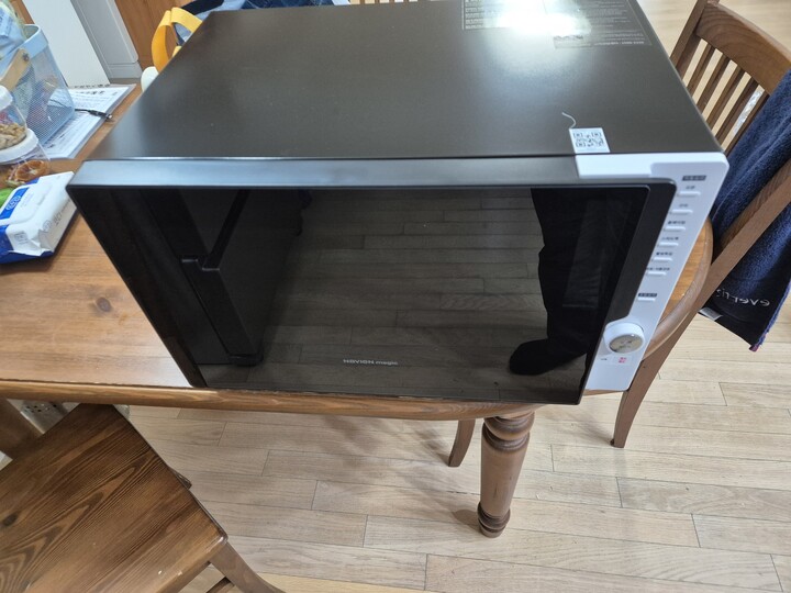 전자렌지 하나는 필요하고 가끔 쓰는 ...