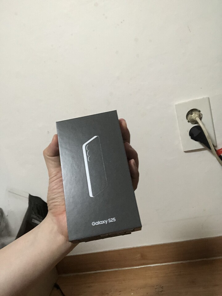 구매시점 기준 자급제S25중 가격도 가...