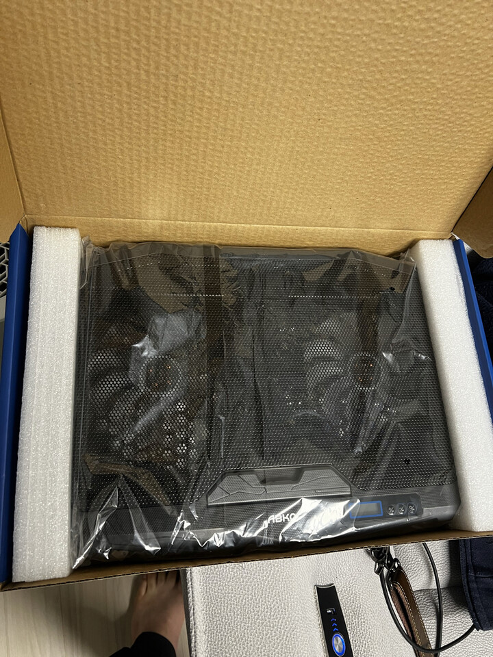 저는 노트북용으로 구매한건 아닙니...