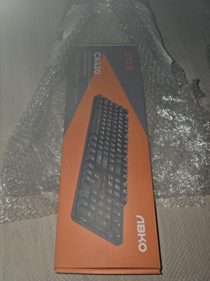 포장도 꼼꼼,  제품도 튼실한데 빛조...