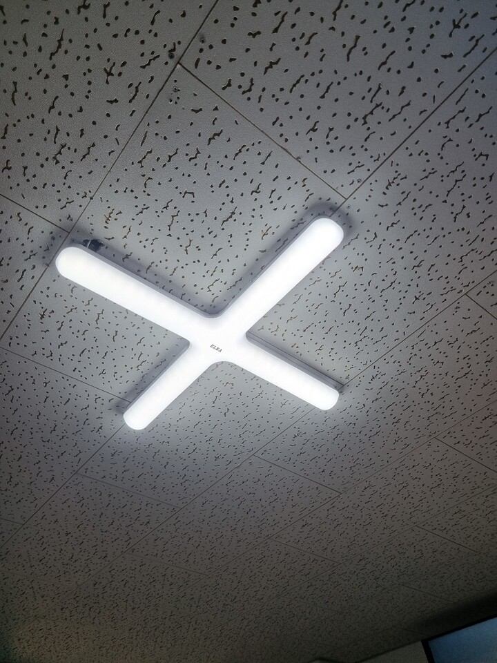 LED 램프가 반영구적이다 라고  했는데...
