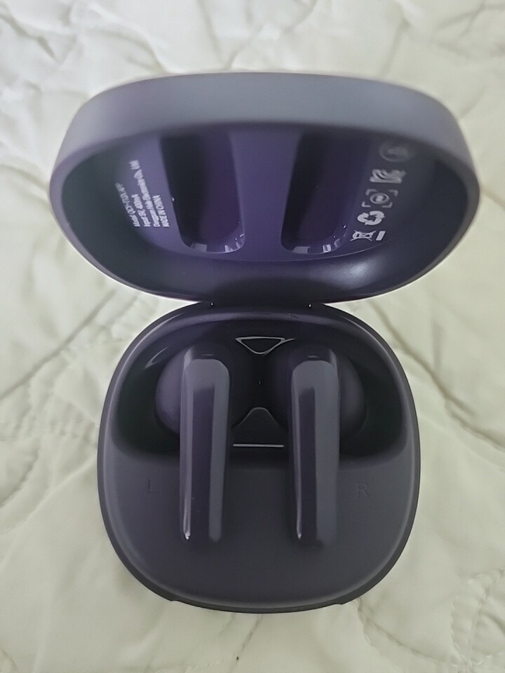 음질이 가격대비 좋다는 평을 보고 샀...