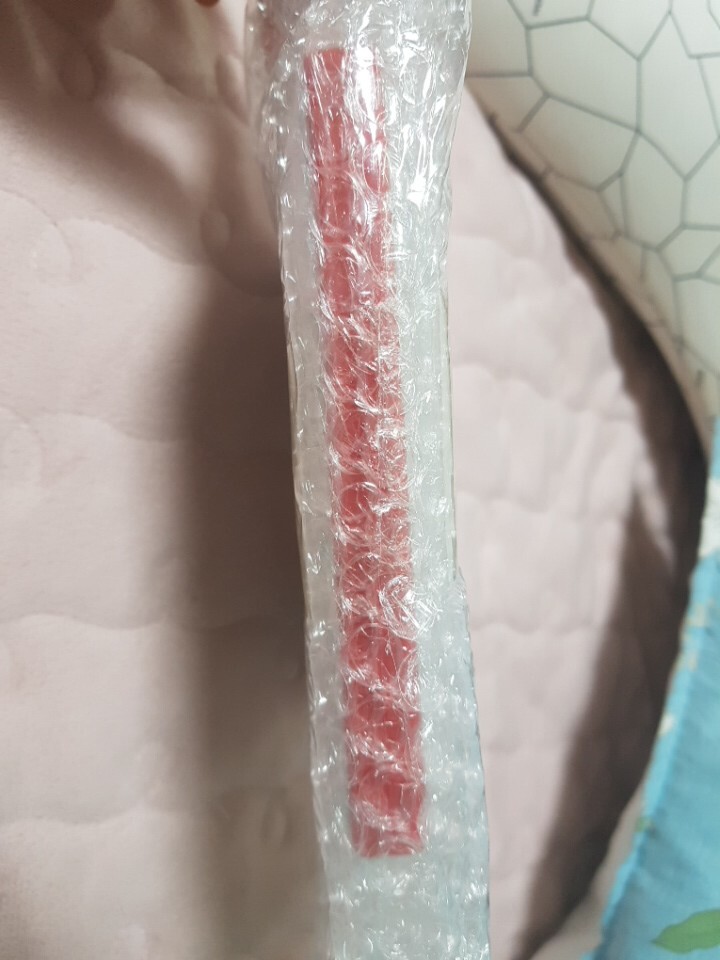 진작 단종되서 중고상품도 원가보다 ...