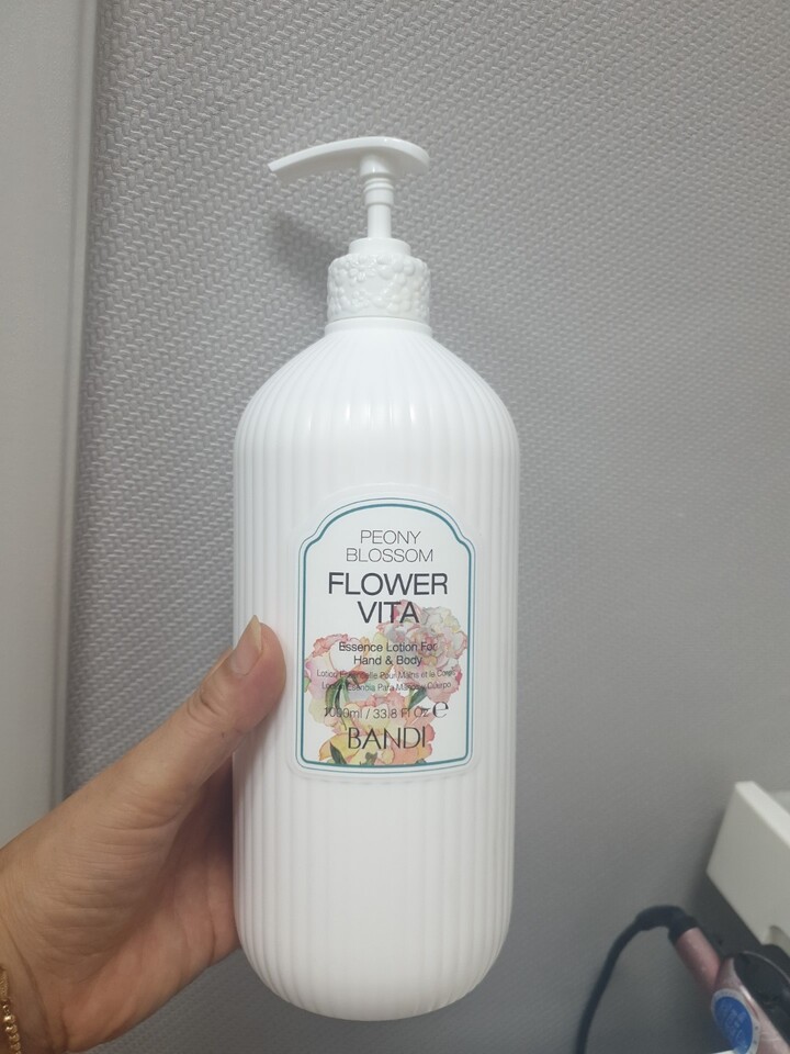 반디 플라워 비타 에센스 피오니 블라썸 로션 1000ml (1개) : 다나와... [다나와] 반디 플라워 비타 에센스 피오니 블라썸 로션 1000ml (1개)