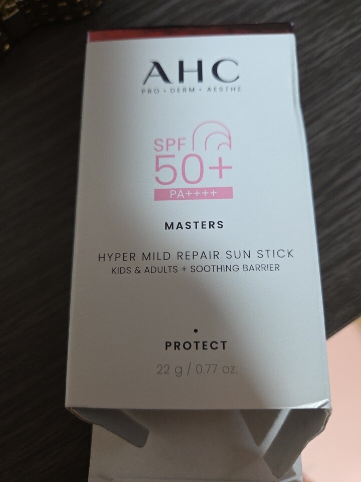 AHC Masters Hyper Mild Repair Mineral Sun Stick SPF50+ PA++++ 22g