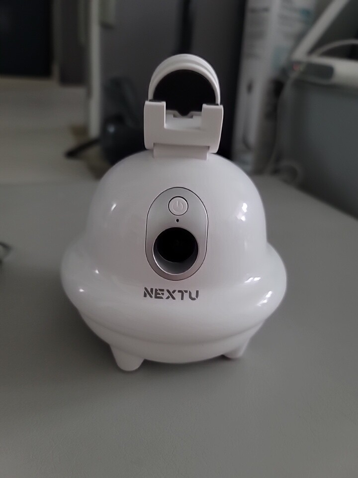 물체를 따라오는 속도는 느리지만 잘 ...
