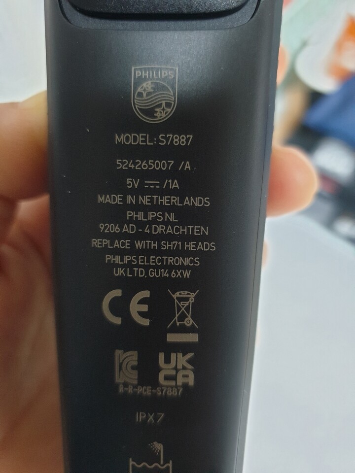 s7887/72다크크롬행사해서 주문했어요...