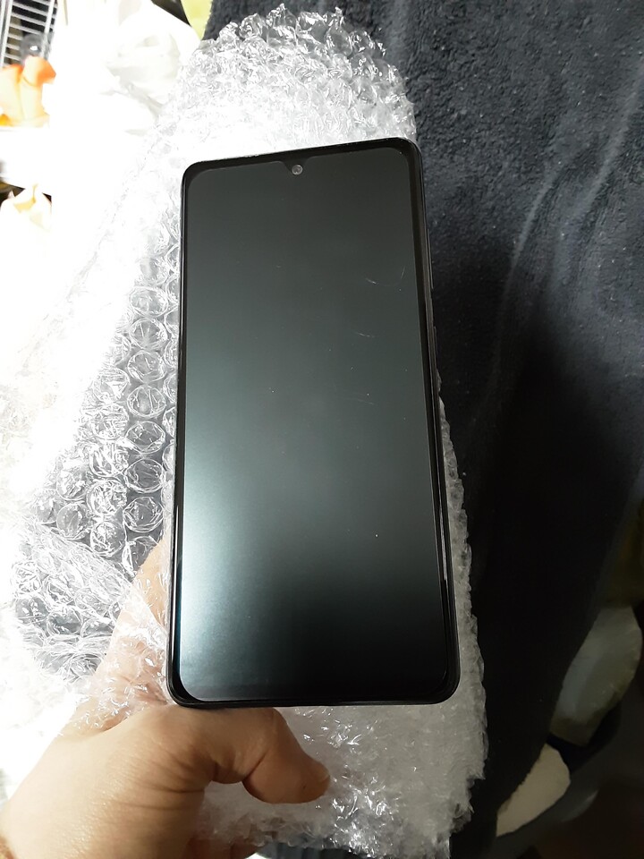 예전 모델을 구입하고 싶으나 새제품...