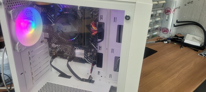 저렴하게 잘 구매 했습니다 정상작동 잘 됩니다