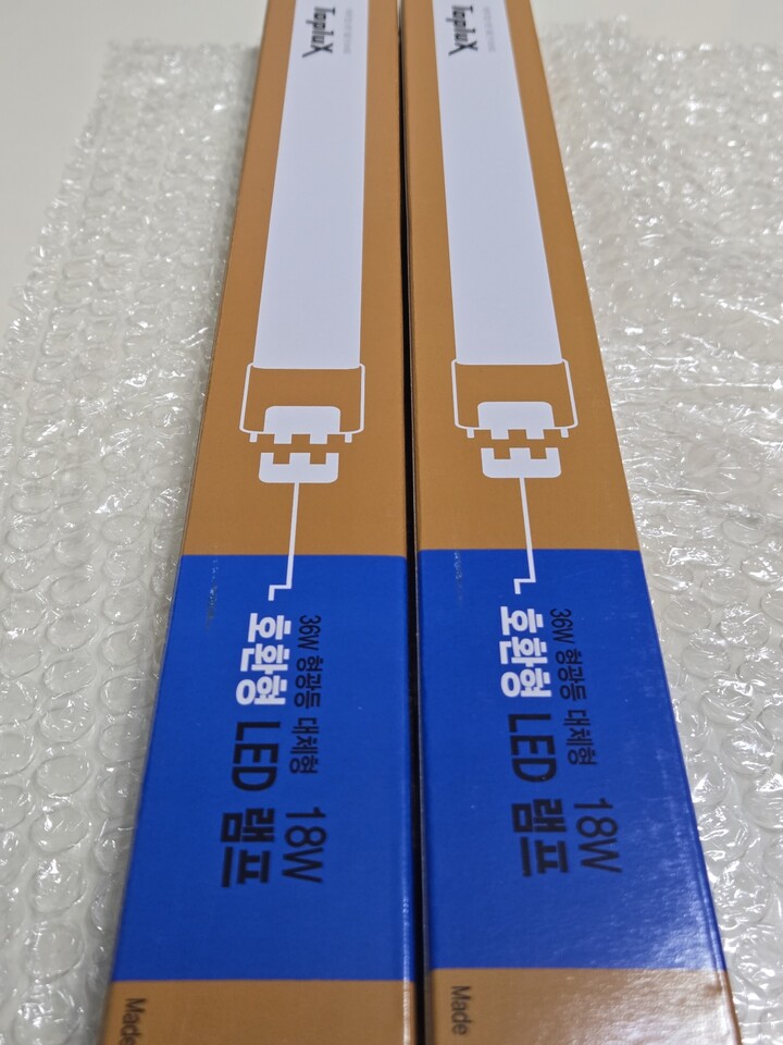 탑룩스 LED FPL 형광등 주광색 18W (1개) : 다나와 가격비교 [다나와] 탑룩스 LED FPL 형광등 주광색 18W (1개)